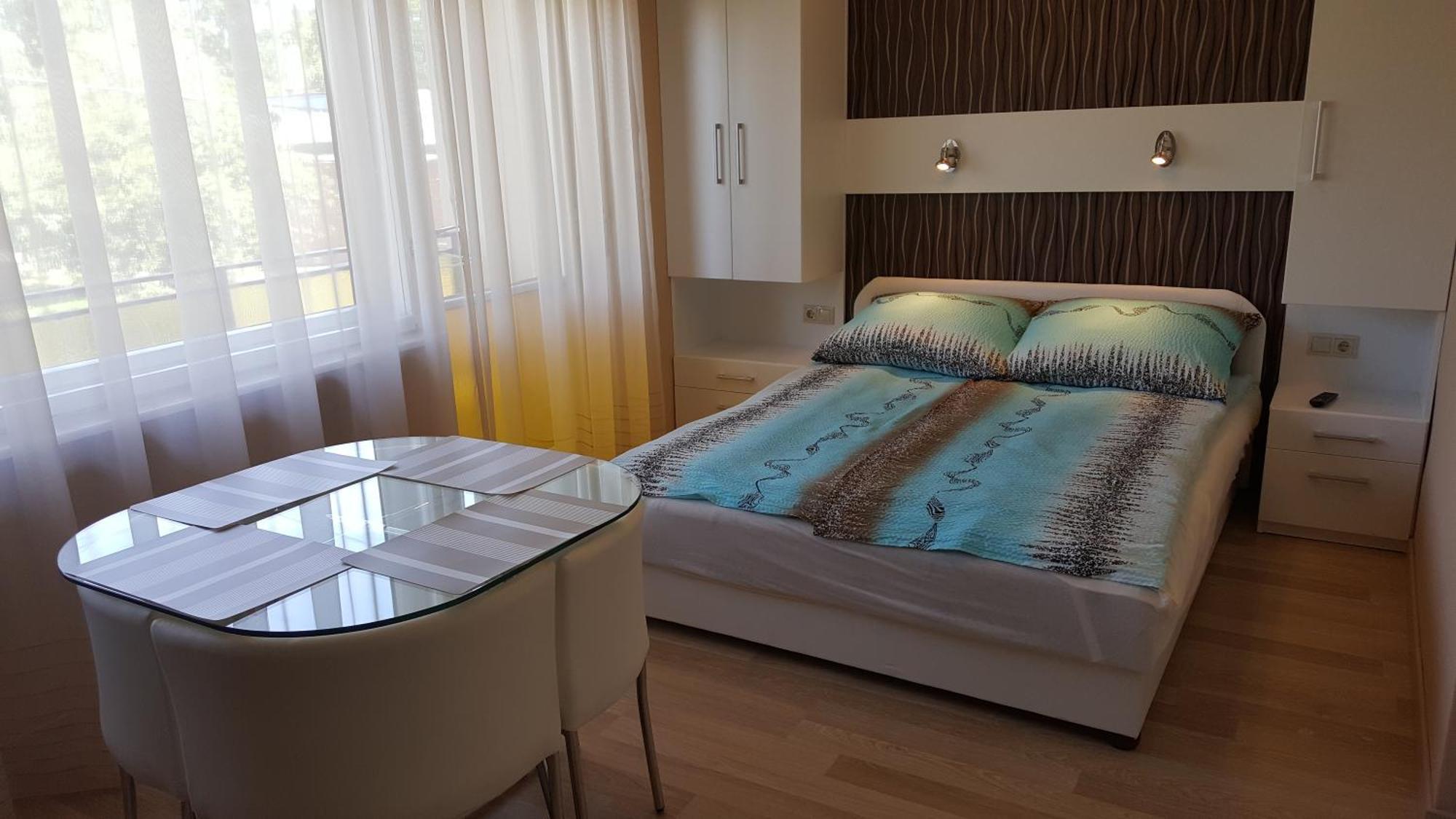 Lara Apartments Siófok Extérieur photo