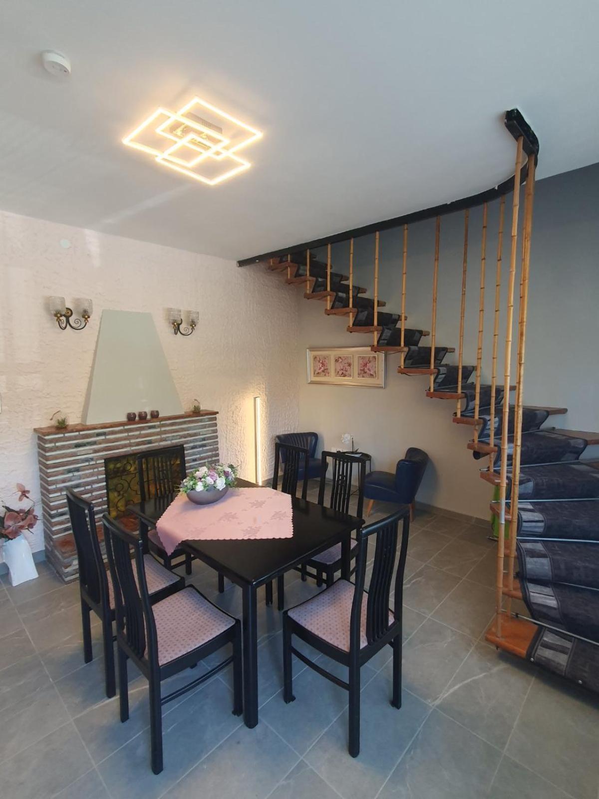 Lara Apartments Siófok Extérieur photo