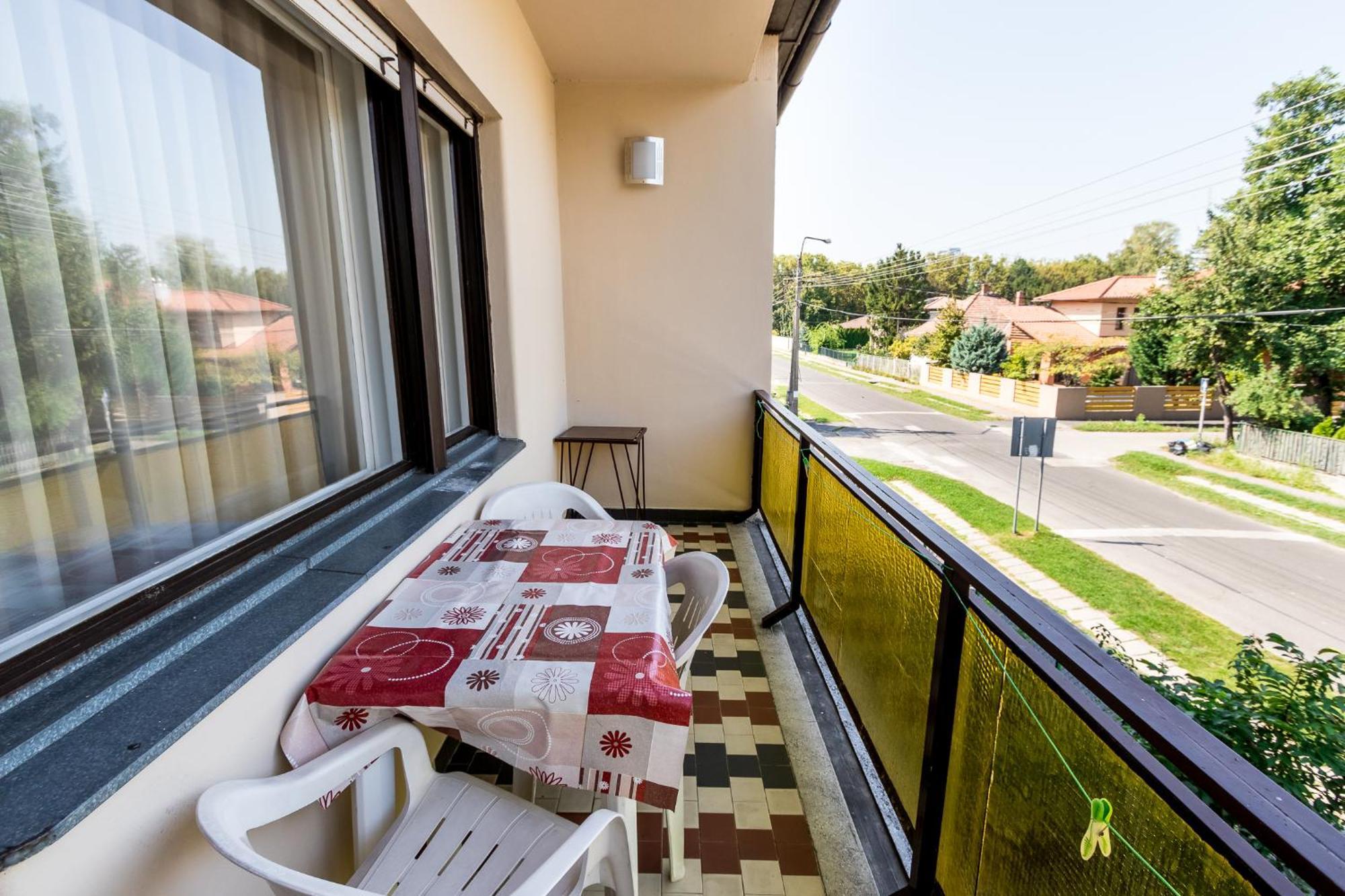 Lara Apartments Siófok Extérieur photo